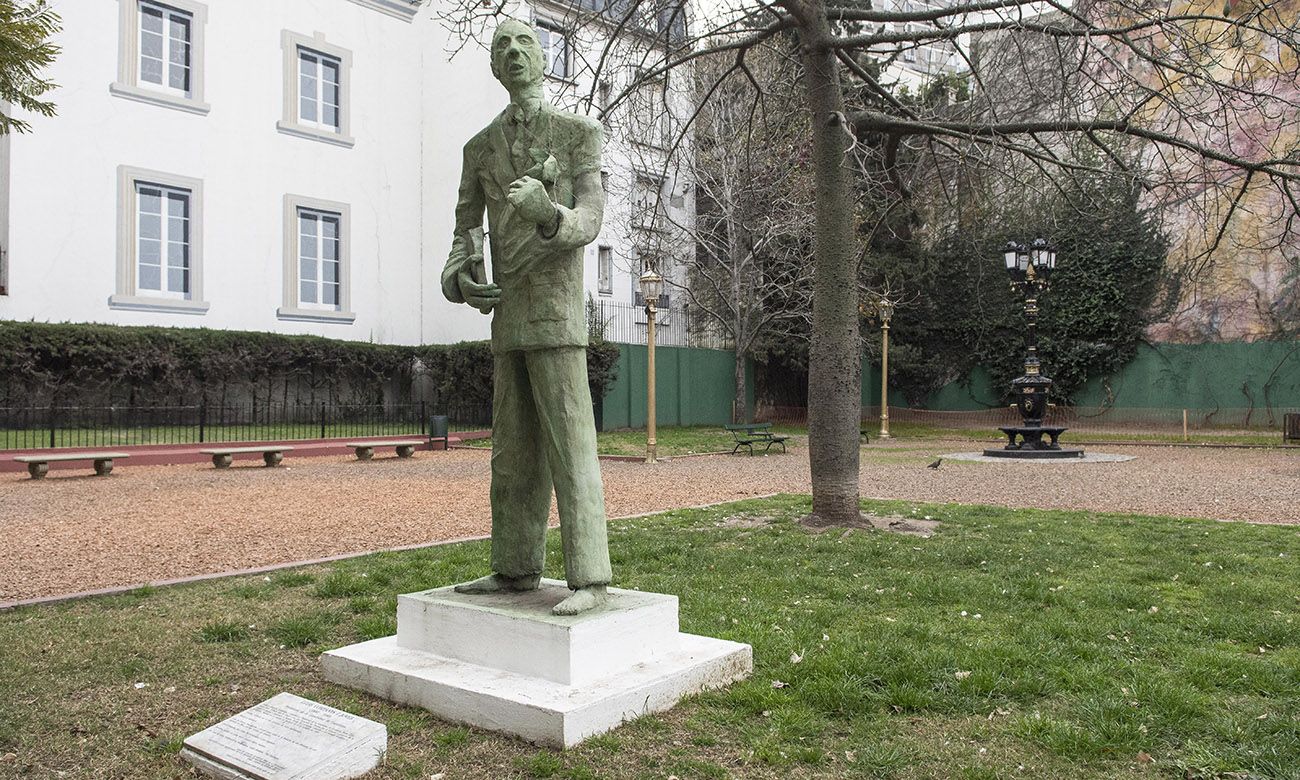 La estatua de Lluís Companys en Plaza Cataluña.