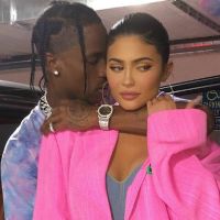 ¡Totalmente desnuda! Kylie Jenner posó para playboy con Travis Scott 