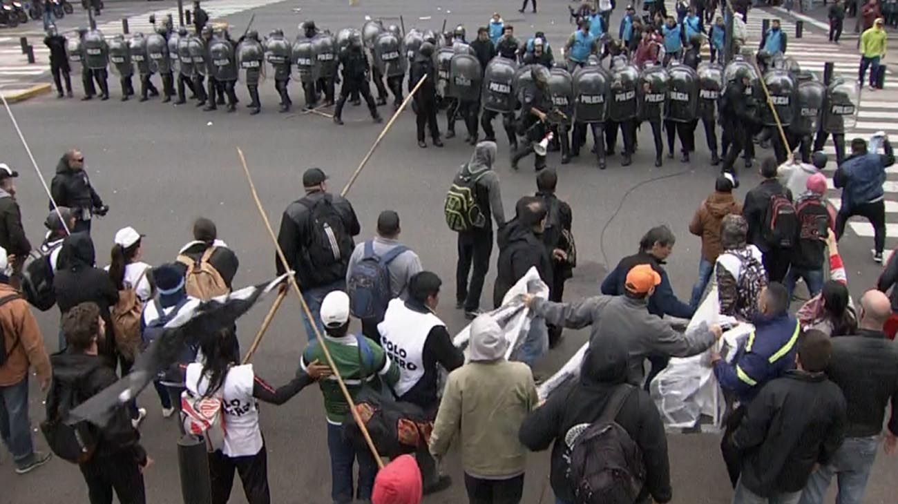 organizaciones sociales protestan en 9 de julio