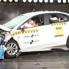 Latin NCAP otorgó cinco estrellas al Onix Plus y cero para el Tiggo 3