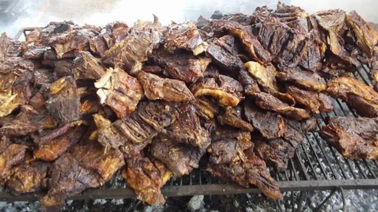 La llegada de Alberto Fernández a Tucumán generó bronca por el asado de bienvenida.