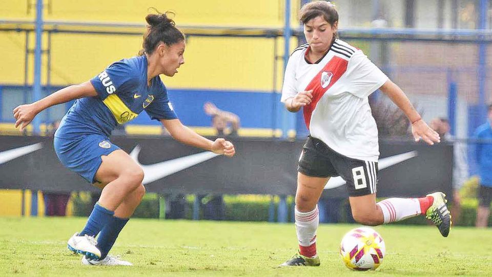 Superclasico. Boca y River se cruzan en la primera fecha. Será uno de los partidos televisados.