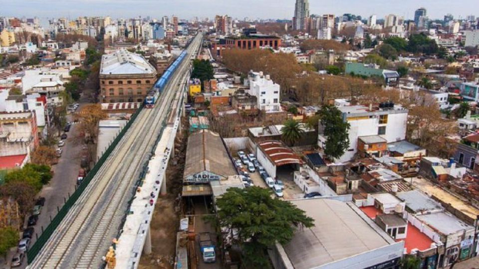 Polémica y rescisión.