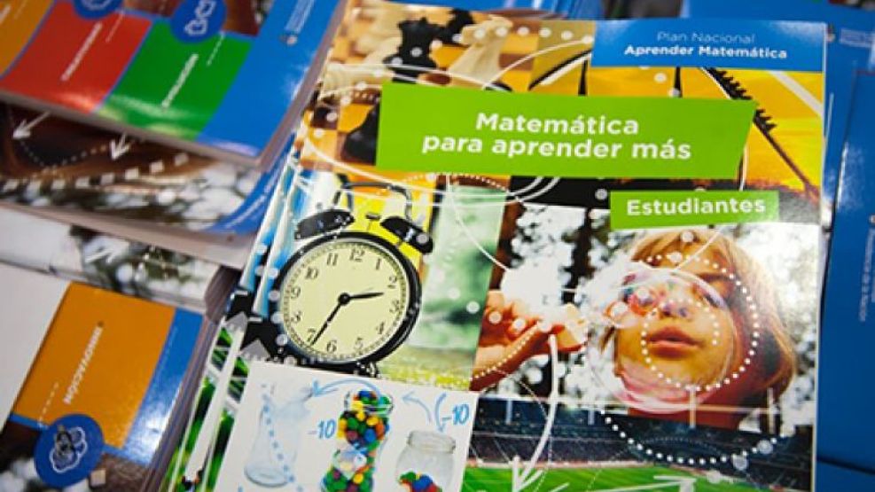 Entrega de kits de matemática 150919