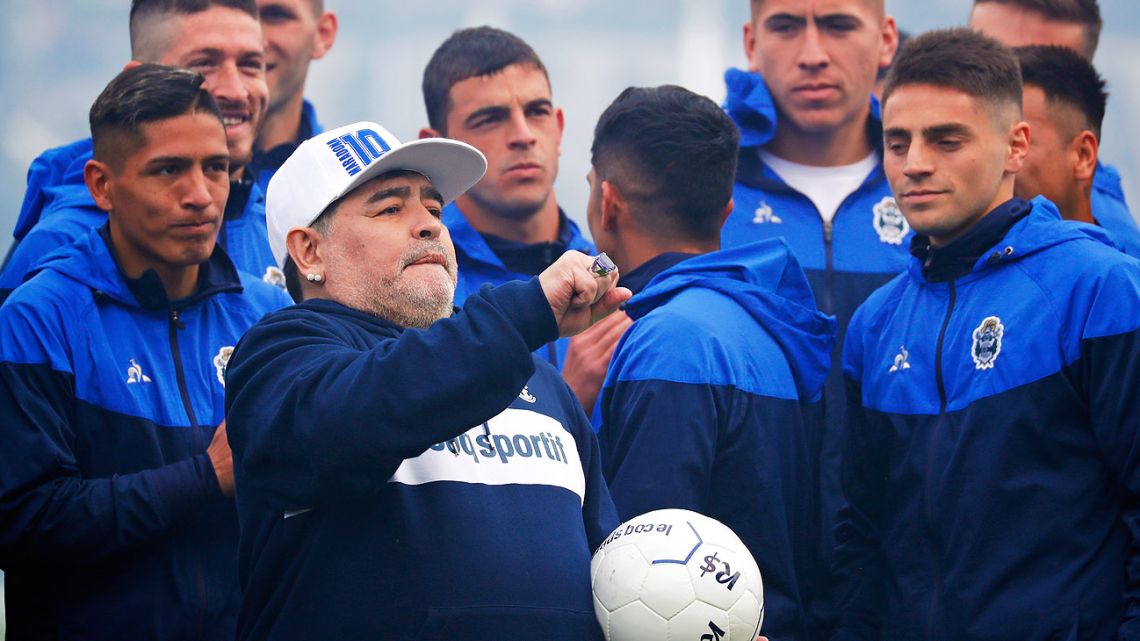 Diego takes on daunting challenge with out-of-form Gimnasia.