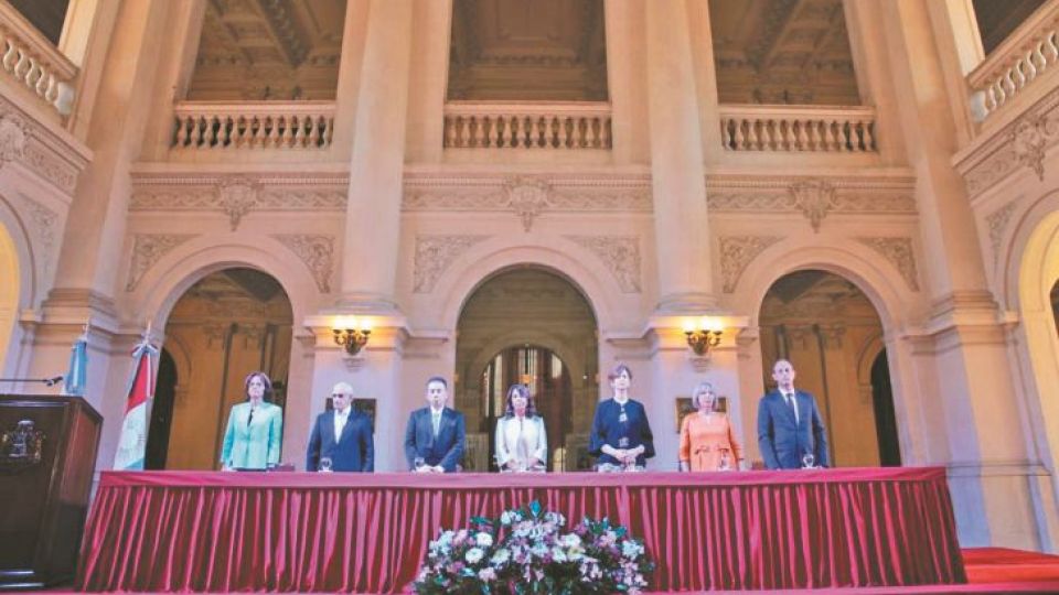 DECISION. El TSJ dispuso una contribución del 30% del salario de sus integrantes. No determinaron por cuánto tiempo se extenderá la medida