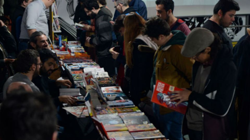 LIBROS. Los asistentes podrán ver una amplia oferta editorial.