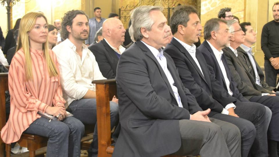 Alberto F, Massa, Gioja, Caserio y De Pedro en la misa.