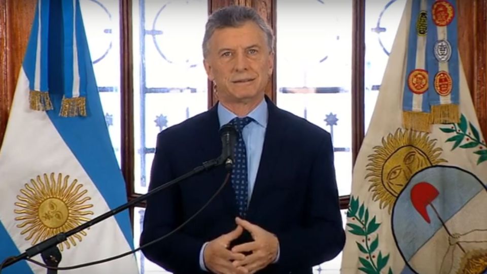 El presidente Mauricio Macri en el Museo del Regimiento de Granaderos a Caballo.