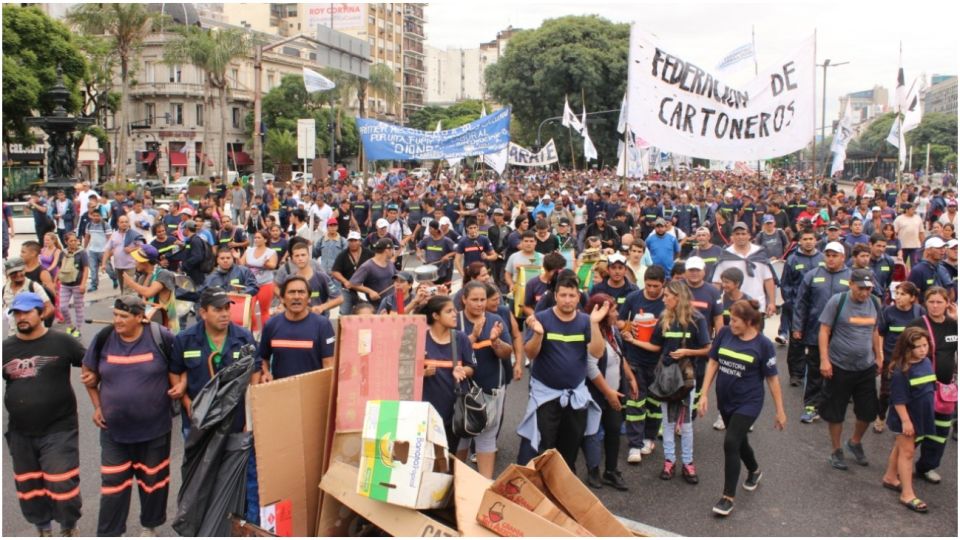 La Federación Argentina de Cartoneros, Carreros y Recicladores de la CTEP se movilizará mañana a la Secretaría de Ambiente.