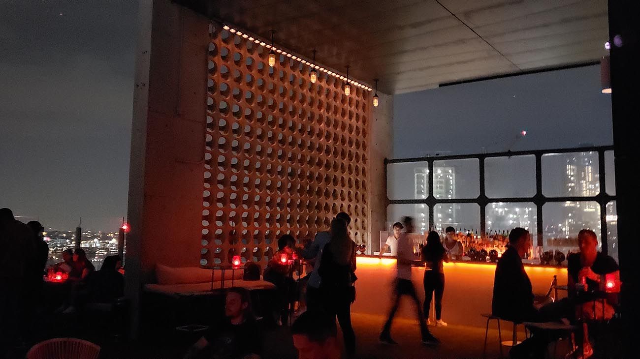 Los bares en las terrazas, rooftops, son un clásico del Meatpacking.