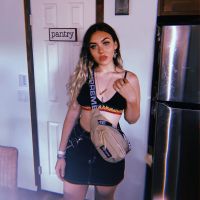 Candela de Dominici, la sexy hermana de Eva.