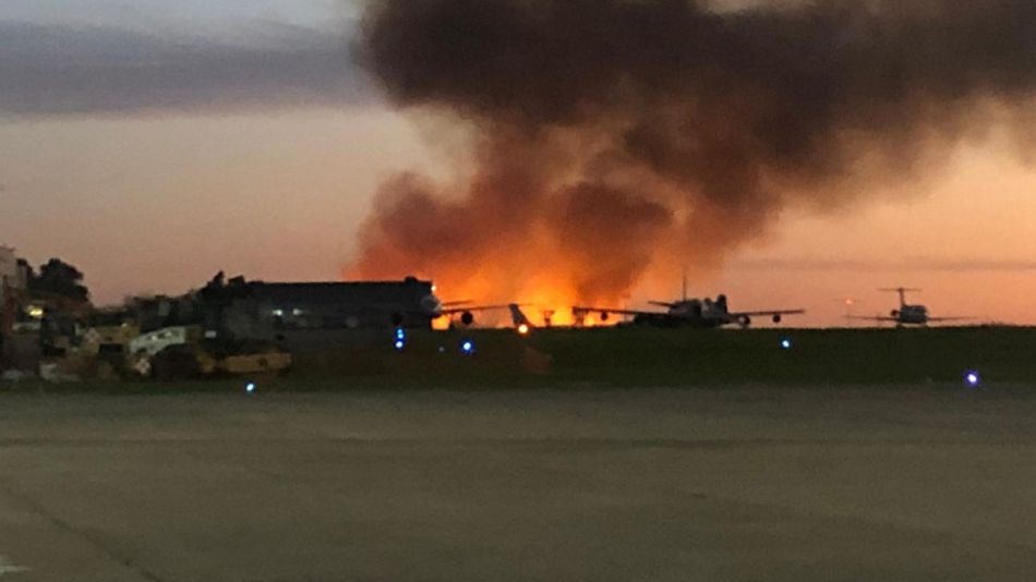 Incendio en el aeropuerto de El Palomar.