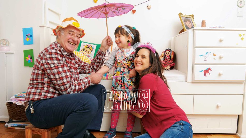 Julieta Díaz abrió su corazón en la intimidad de su casa junto a su padre y su hija
