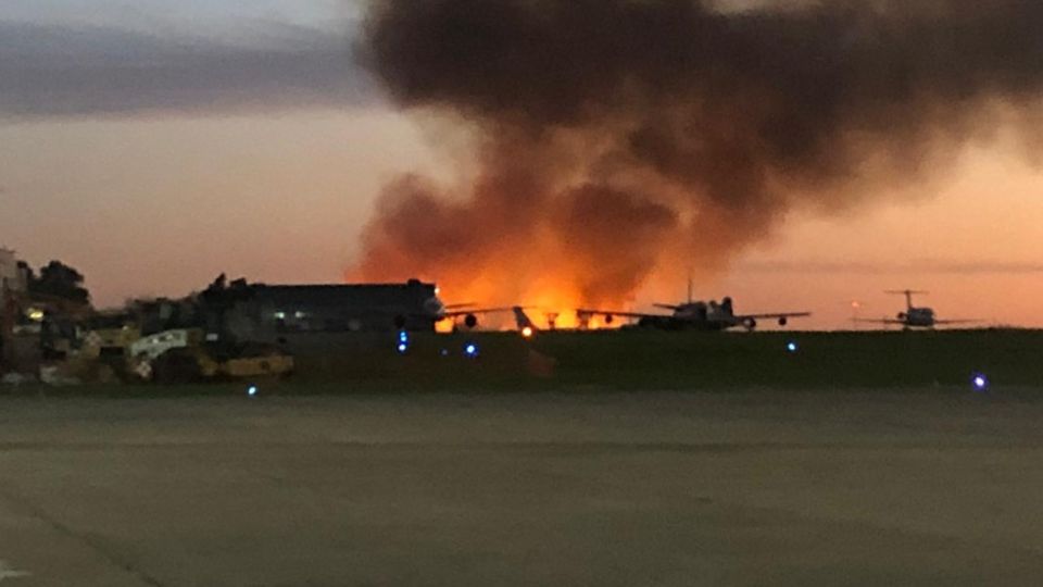 Incendio en el aeropuerto de El Palomar.