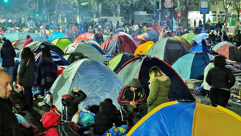 Protesta. Las organizaciones no acamparon, esta semana, frente al ministerio de Stanley.
