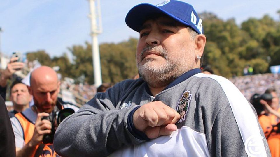 Para demostrar su inocencia Saillén debería decir que cree que Maradona salvará a Gimnasia