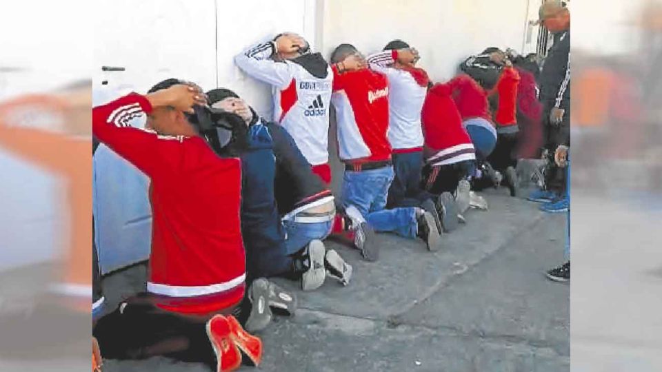 Escandalo. Detenidos, represión y excesos.