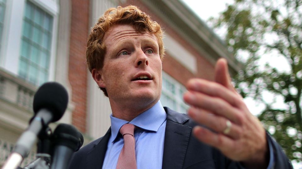 Joe Kennedy III, sobrino nieto de John F. Kennedy, anunció que buscará la candidatura al Senado por Massachusetts.