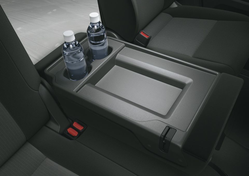 TOYOTA_HIACE