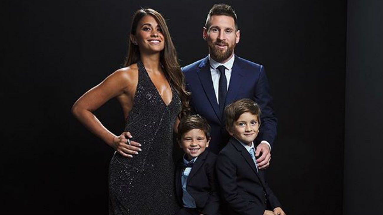 Antonella Roccuzzo en la entrega del premio The Best