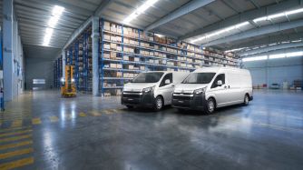Toyota_Hiace_PNT