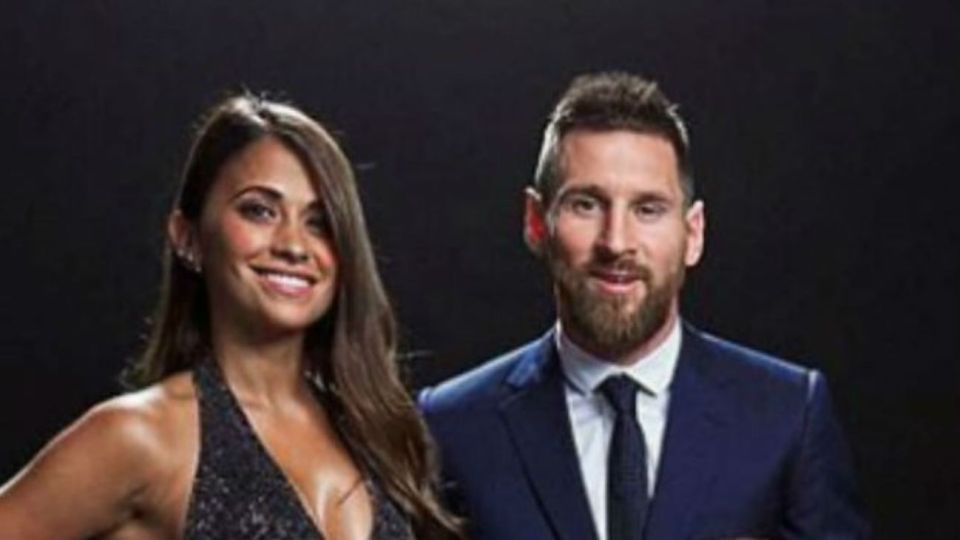 Leo Messi y Anto Roccuzzo en la ceremonia de The Best