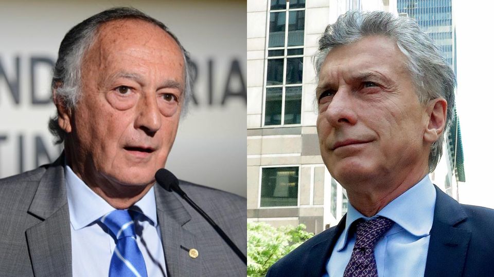 El presidente de la UIA Miguel Acevedo y el presidente de la nación Mauricio Macri.