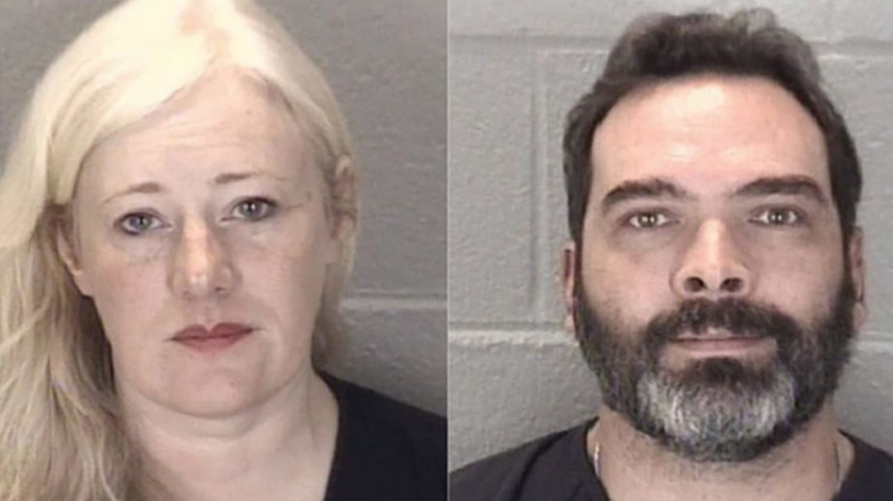  Kristine Barnett, de 45 años, y su exesposo Michael Barnett, de 43 años, dejaron a Natalia Grace en un departamento en Lafayette, Indiana, en 2013. Ahora, enfrentar cargos por abandono. 