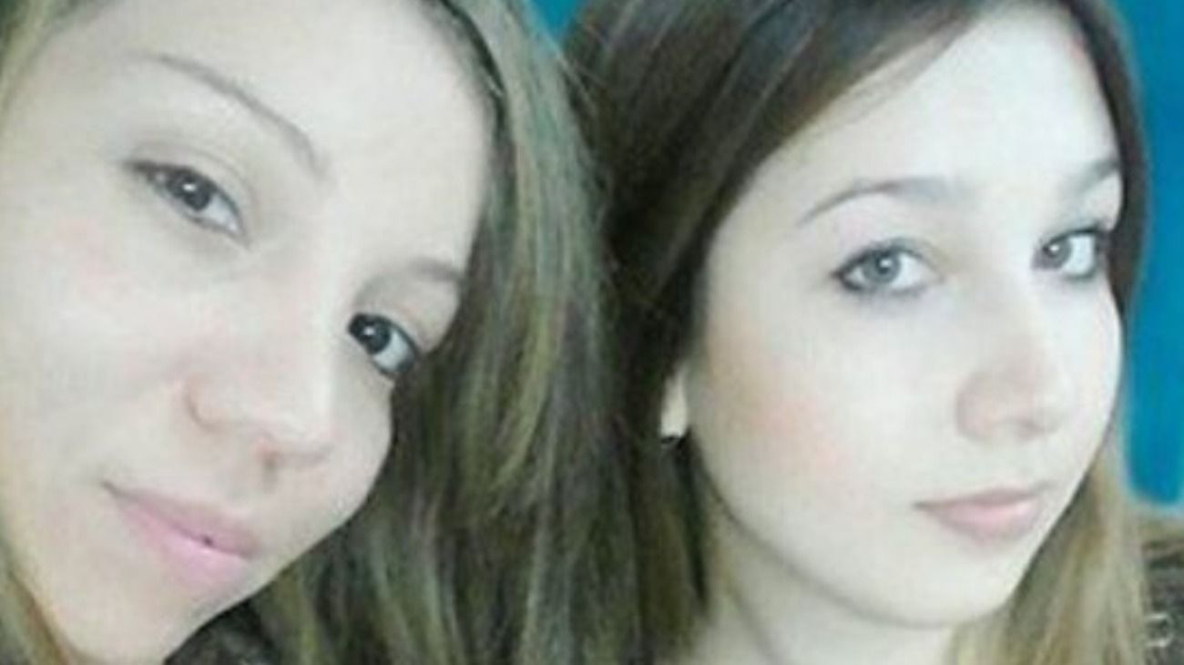 Lescano y Galarza son compañeras de pabellón del penal de Paraná donde la primera aguarda hasta que llegue el juicio, y la segunda cumple su condena a prisión perpetua. 