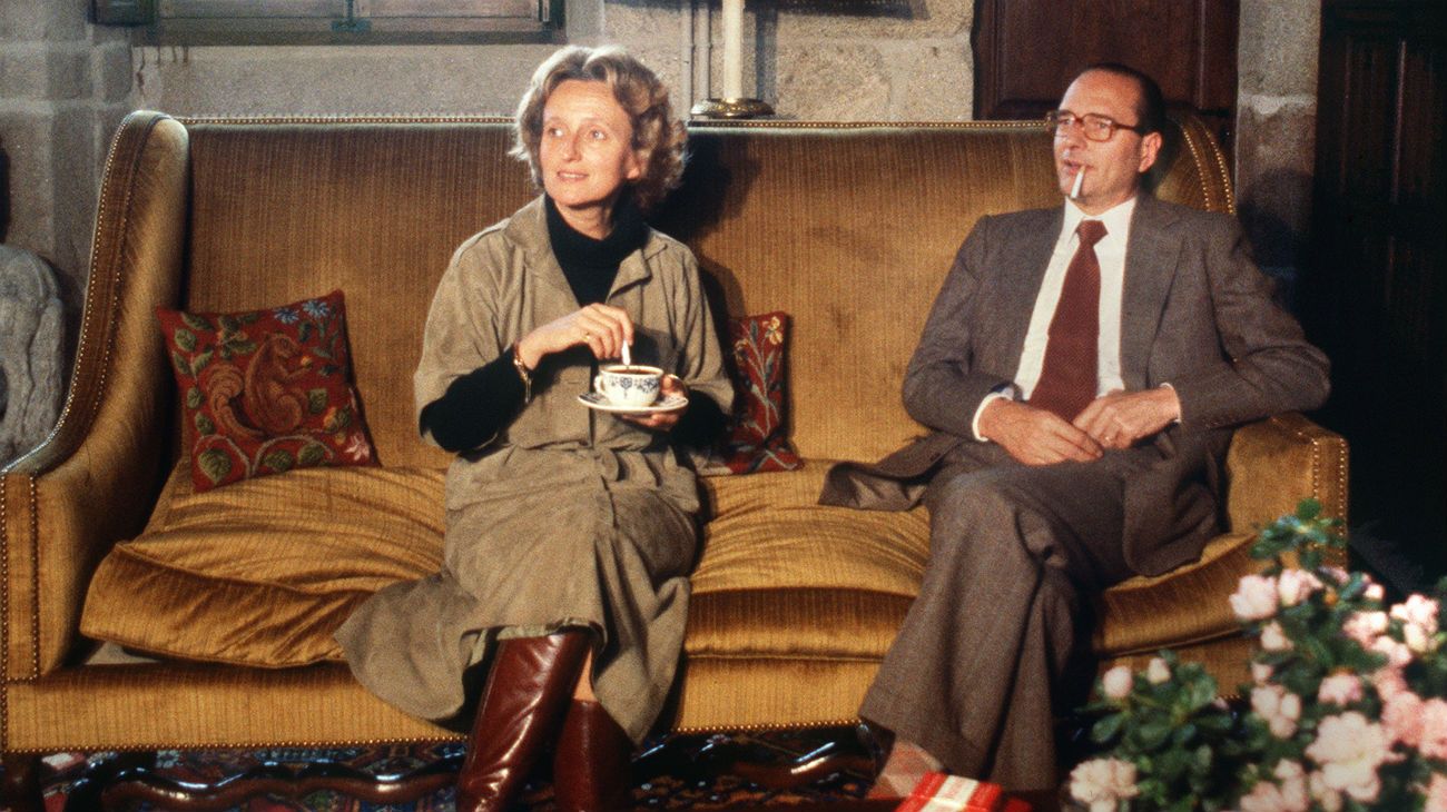 El 1 de marzo de 1979, el alcalde de París Jacques Chirac y su esposa Bernadette en el castillo de Bity en Sarran.