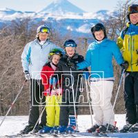 El ex "Puma", Manuel Contepomi presenta su familia en Chapelco