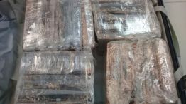 Unos 250 kilos de cocaína que iban a ser trasladados a España en valijas fueron secuestrados en el Aeropuerto Internacional de Ezeiza y en la causa trece personas resultaron detenidas.