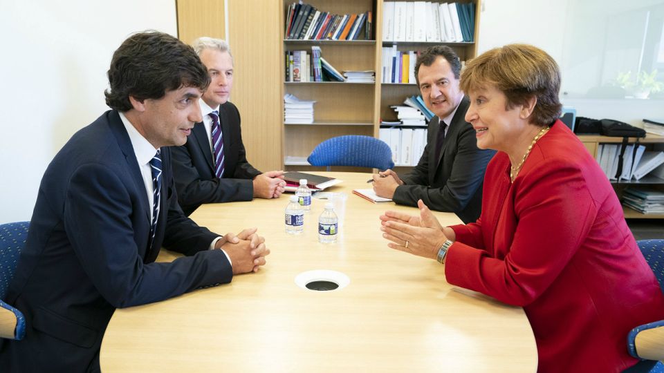 Lacunza junto a la nueva directora del FMI.