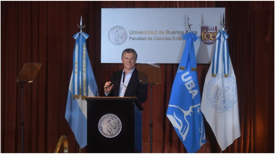 Mauricio Macri anunció la plataforma online para inscribirse al Ciclo Básico Común de la Universidad de Buenos Aires.