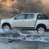 Chevrolet S10 en un río de Córdoba.