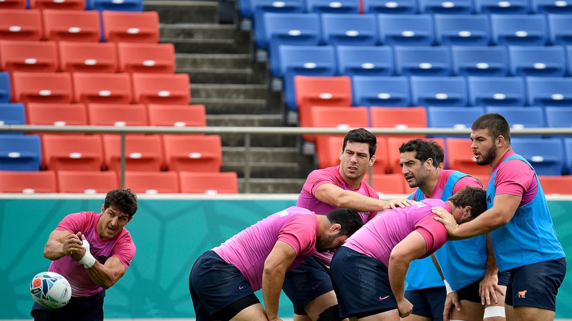 Argentina scrum-half Tomás Cubelli passes the ball during a captain's run training session at the Hanazono Rugby Stadium in Higashiosaka on September 27, 2019.