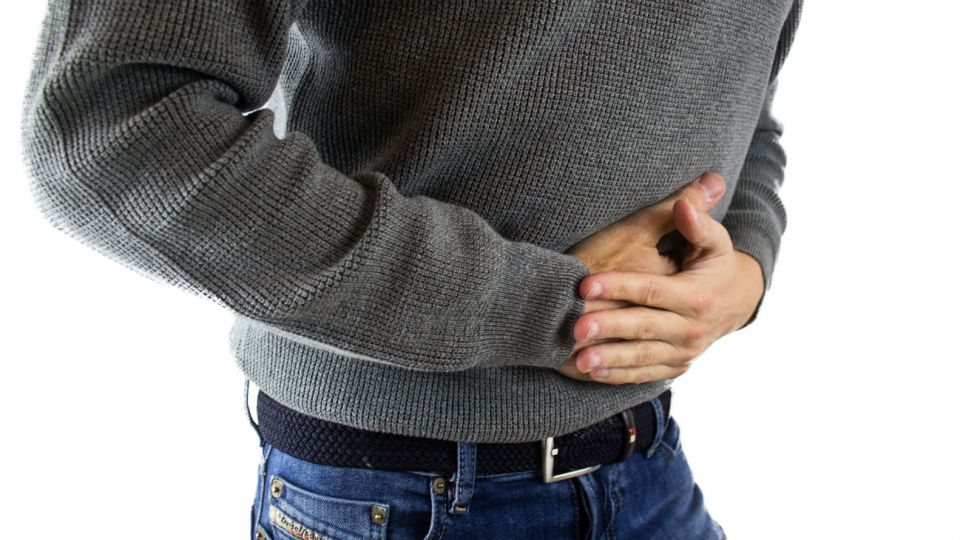 El dolor abdominal es un síntoma menos conocido de un ataque al corazón.