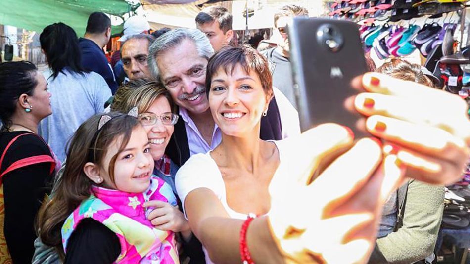 20192909_alberto_fernandez_mayra_mendoza_prensafrentedetodos_g.jpg