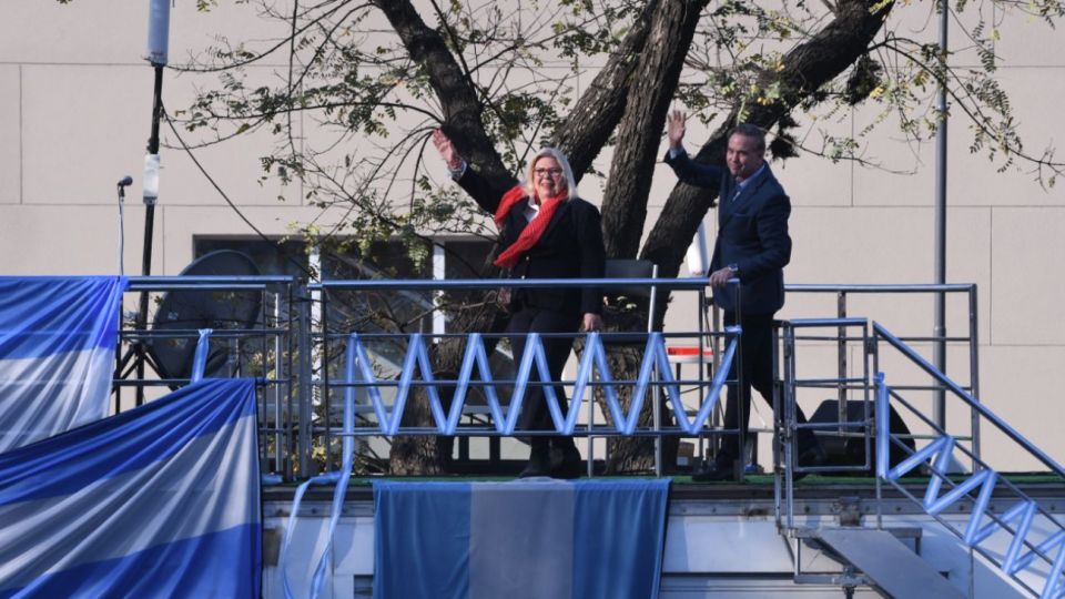 Elisa Carrió y Miguel Ángel Pichetto.