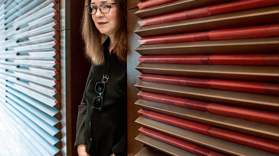 Noticias Detrás de la autora del momento Lorrie Moore y la