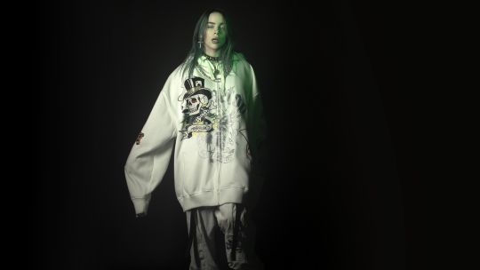 ¿Quién es Billie Eilish, la cantante que arrasó en los Grammys?