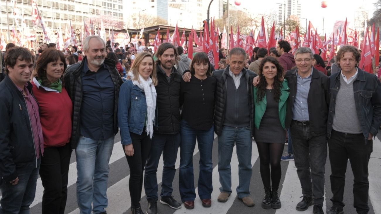 La izquierda realizó un concurrido acto en la 9 de Julio.