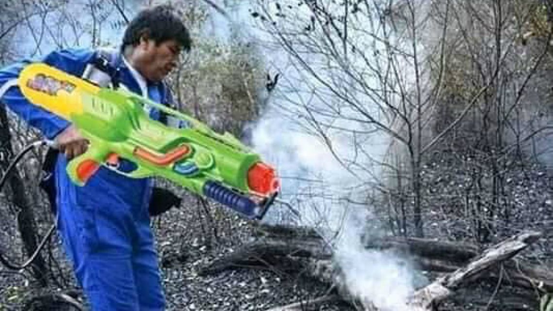 An image of Morales fighting fires in Chiquitania, edited by unimpressed youth to include a toy water gun.