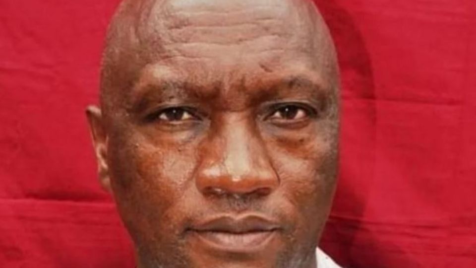 Moses Wanyoike de 51 años, se despertó luego de una noche de resaca y descubrió que no tenía sus genitales.