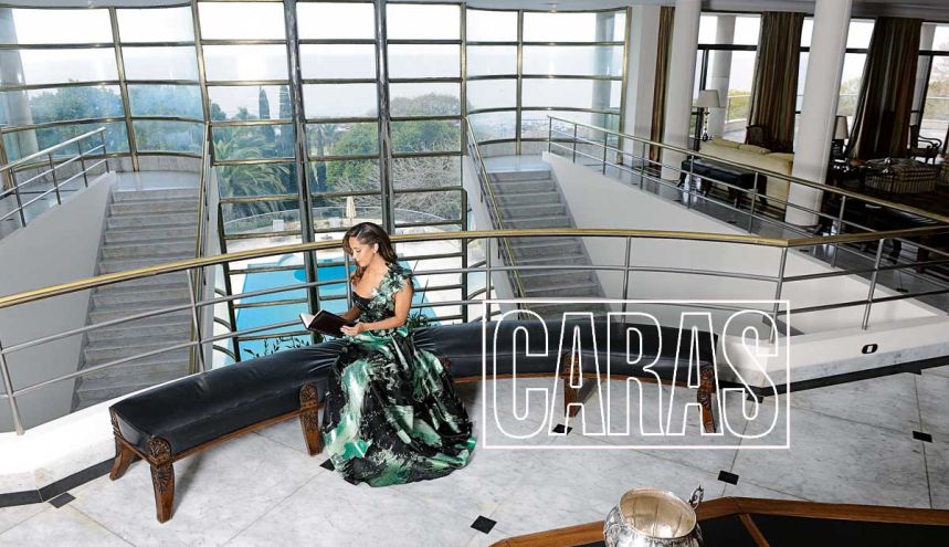 Vanesa de Noble Herrera muestra la mansión de Ernestina, su suegra