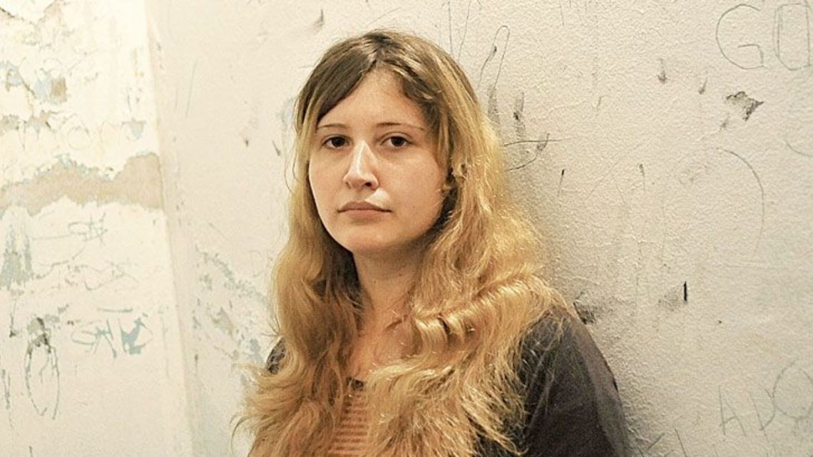 Ordenan reducirle la pena a una joven condenada por matar a sus padres en Pilar Perfil