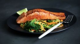 El salmón es uno de los pescados más ricos en Omega 3.