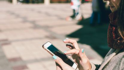 Capacitaron a educadores para abordar el sexting y la pornovenganza con los chicos.