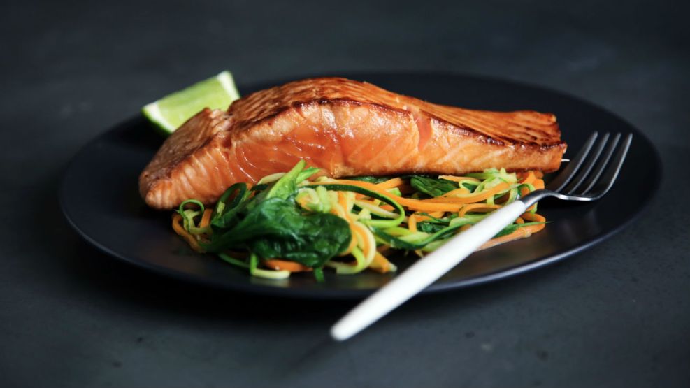 El salmón es uno de los pescados más ricos en Omega 3.